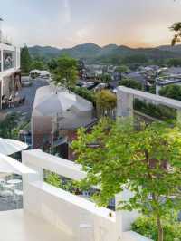 在四眼井，入住杭州西湖茗白山景民宿，俯瞰山色湖影