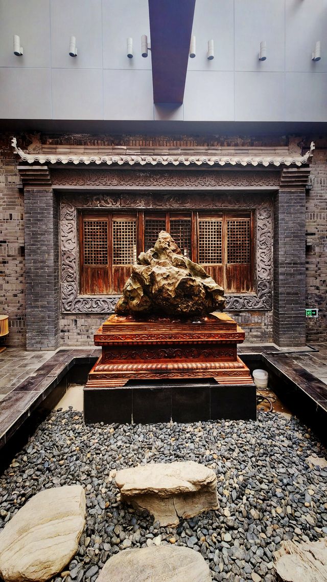 天品西岸水岸既有古樸風情又不失時尚感