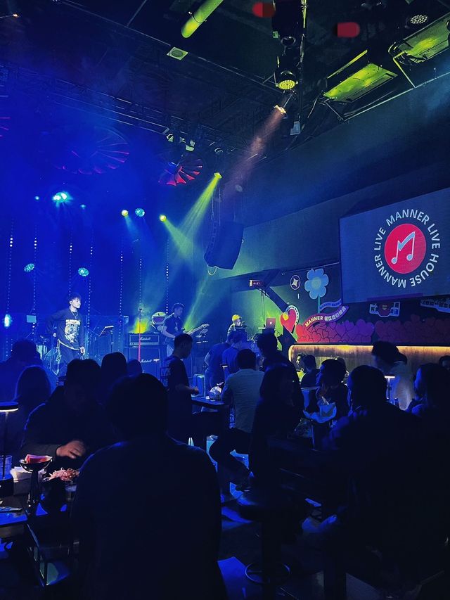 打卡完狂飆拍攝地📷要去聽下live show狂歡下