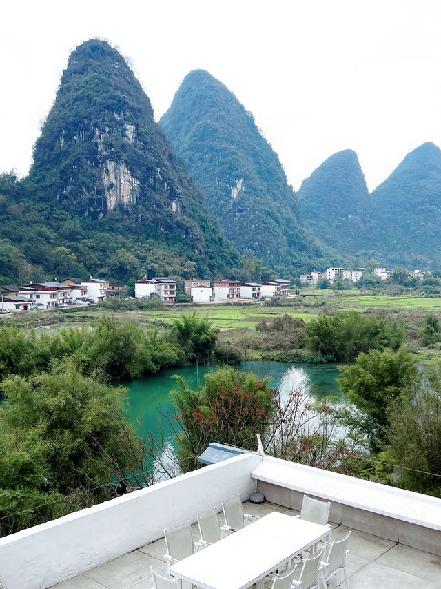 陽朔遇龍河邊上性價比極高的山景民宿