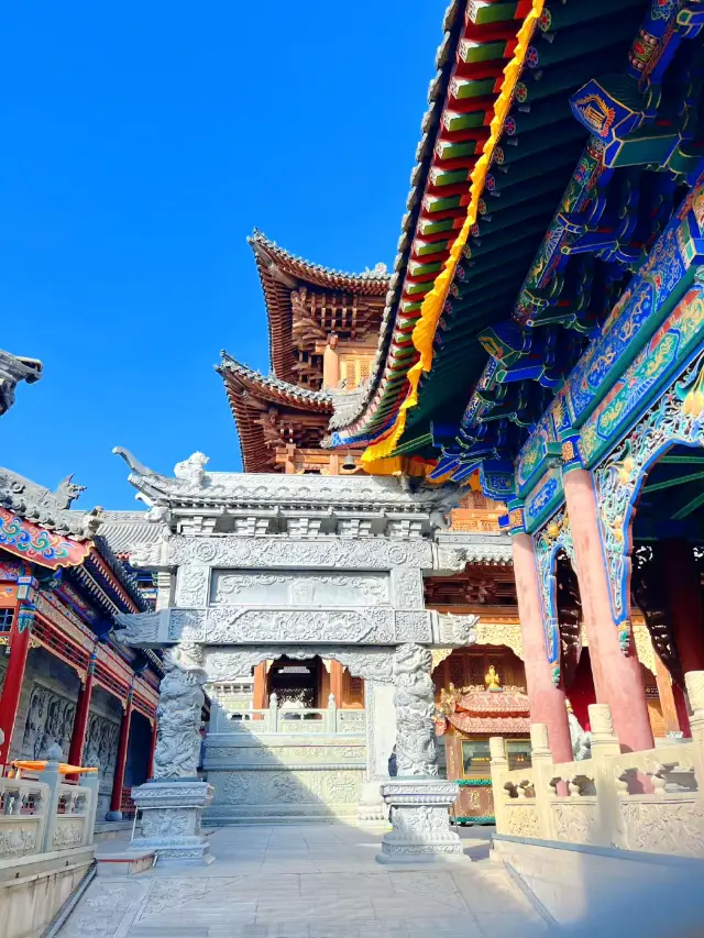 Mount Wutai, a renowned Buddhist mountain, is bustling with incense and worshipers