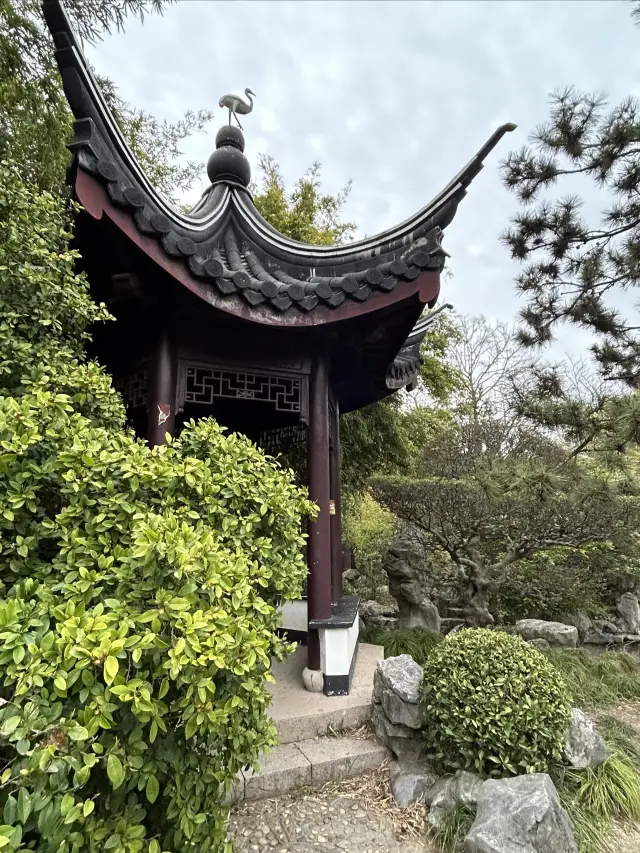 A great place for leisure and entertainment on weekends—Guhua Garden