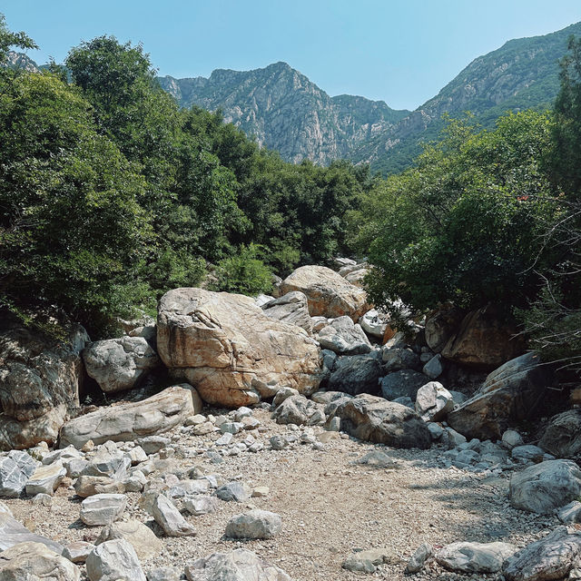 Song Mountain ( One of China's Five Great Mountains)