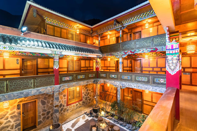 九寨時光，深情厚意的藏式家園。