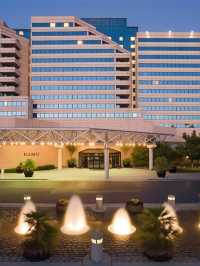 🌟 Cincinnati's Finest: Hyatt Regency Gems 🏨✨