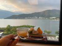 富士湖畔，溫泉鄉的優雅居所：一次難忘的日式住宿體驗。