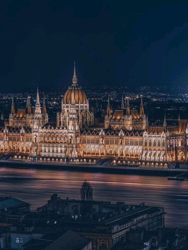 Hungarian Parliament Building in Budapest🌹🥀