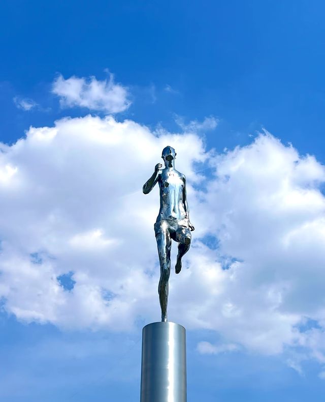 莫子山畔:自然盛景與人文雅韵的交融畫卷 莫子山畔:自然盛景與人文雅韵的交融畫卷