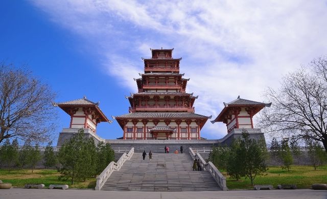 穿越千年，石鼓尋幽：中華石鼓園之旅