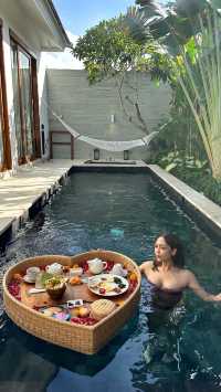勒吉安 | Astera Villa Seminyak    酒店：Astera Villa 