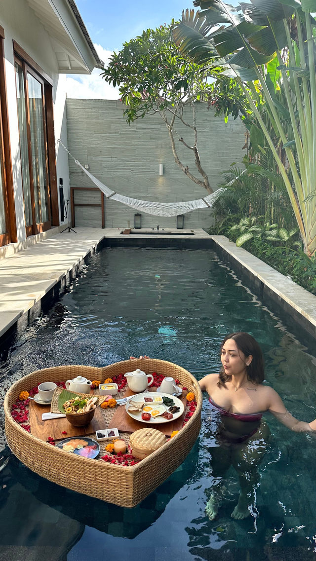 勒吉安 | Astera Villa Seminyak    酒店：Astera Villa 