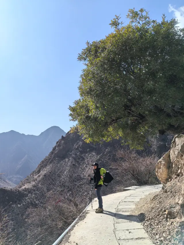 Walking to Rainbeng: Only True Hiking Enthusiasts Dare to Enter!