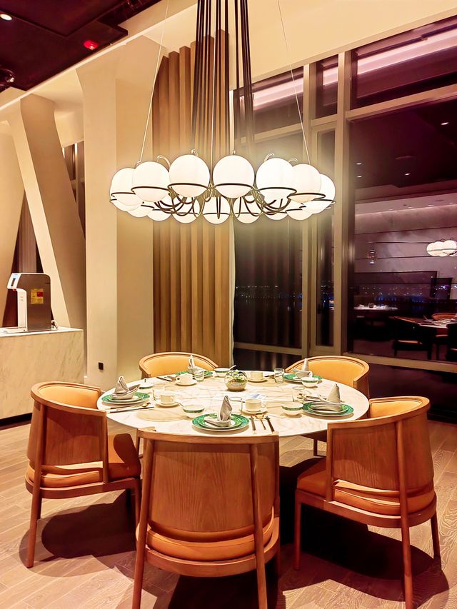 入住富陽喜來登酒店，盡享富春山居圖美景