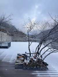 山頂的爐火燃盡高原寒意‧星山月影民宿