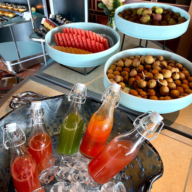 🦞珠海最美池畔Brunch！人均199實現和牛龍蝦自由！！