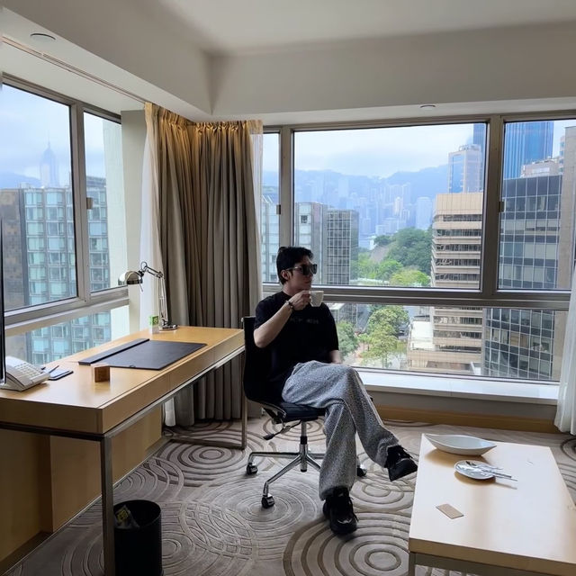 🇭🇰在香港！！看到了藍調愛樂之城😭😭😭海景皇家太平洋酒店