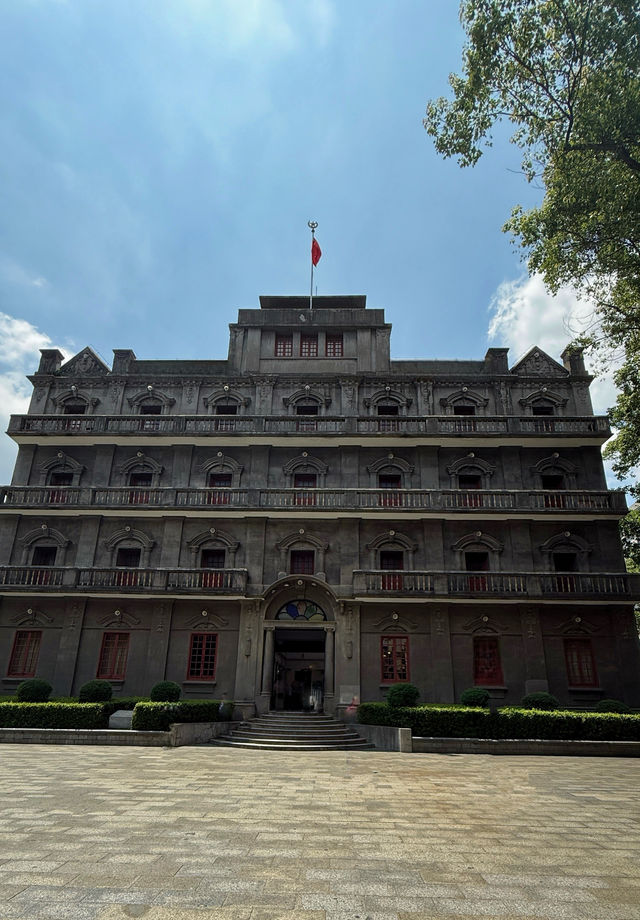 南昌百年建築，軍旗升起嘅地方！