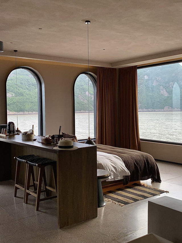 江浙滬staycation·住進避世懸崖上聽海