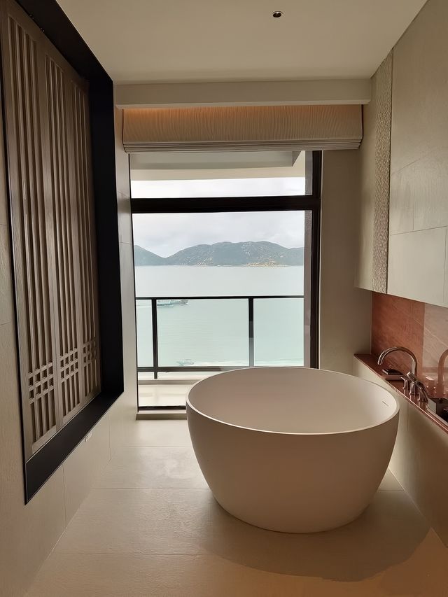 東澳島新開懸崖無邊際泳池酒店！正到爆