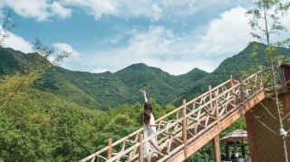 Wannan's "Little Lijiang" Makes a Stunning Debut | Pool + Stream Trekking + Live Music