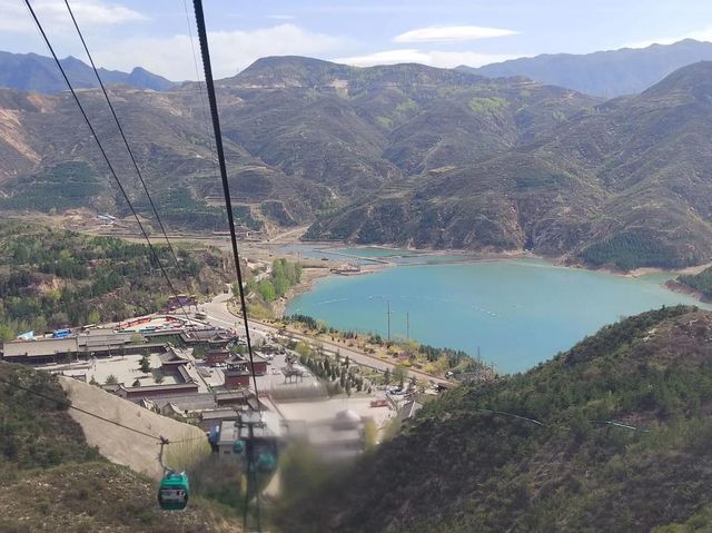 來渾源一定不能錯過的智能寶藏酒店離景區超近還好吃好逛，簡直完美～  這次發現的寶藏酒店就在渾源古城