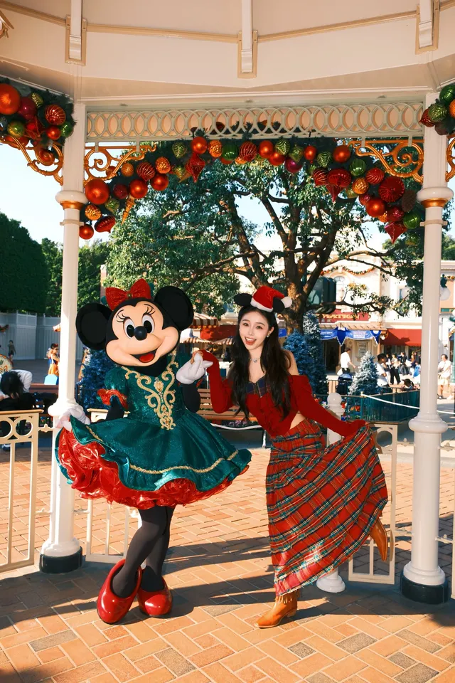 ⁺⁎˚* 𝑯𝑲 𝑫𝒊𝒔𝒏𝒆𝒚 𝒅𝒂𝒚 