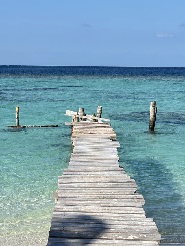 藍天碧海的馬代天堂,這裡不僅有絕美的海島風光,更有讓人沉醉的人文故事和美食體驗~ 行程亮點 藍天碧海的馬代天堂,這裡不僅有絕美的海島風光,更有讓人沉醉的人文故事和美食體驗~ 行程亮點
