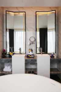 有朋自遠方來 朋友來找我西安玩 帶她住的是西安經開voco酒店 第一次接觸voco酒店 