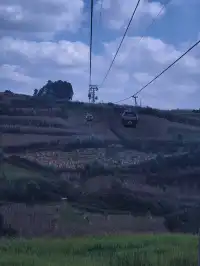 不上班，去昆明追風