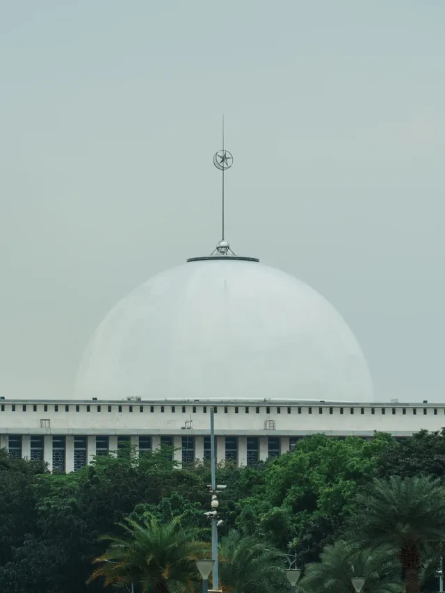 雅加達——一半是海水一半是火焰