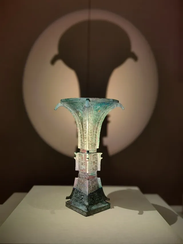 外面基礎,裡面就不基礎——山西青銅博物館 外面基礎,裡面就不基礎——山西青銅博物館