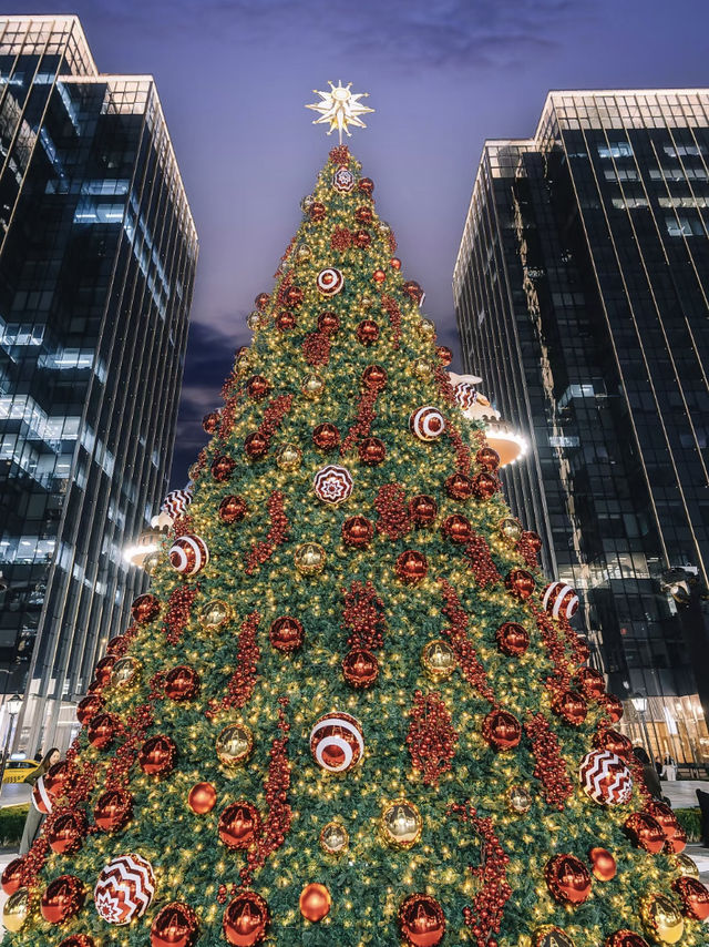 重慶IFS童話聖誕彼得兔家族陪你過5G節日 重慶IFS童話聖誕彼得兔家族陪你過5G節日