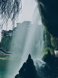 這個角度的芙蓉鎮瀑布你看過嗎