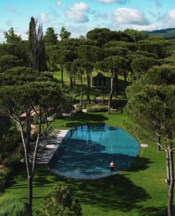 Dreamlike Millennium Ancient Castle: In-depth Experience at Castello Di Reschio, Italy