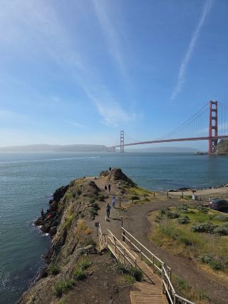 A Gentle Breeze Over the Golden Gate: A Private Account of Hiking Across the Bridge in the Bright Spring of 2026 (March 2026)