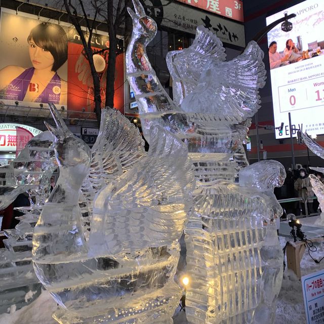 札幌　札幌観光　2023さっぽろ雪まつり　すすきの会場の氷像が芸術だった！