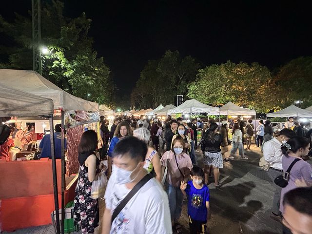 ถนนคนเดินเชียงราย ทุกวันเสาร์