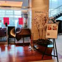 【メルキュールホテル札幌】赤が印象的なオシャレなホテル