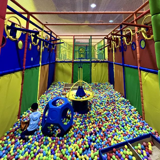 📍香港愉景灣｜Epicland · 找回童真嘅樂園！全亞洲最大嘅室內滑梯🛝