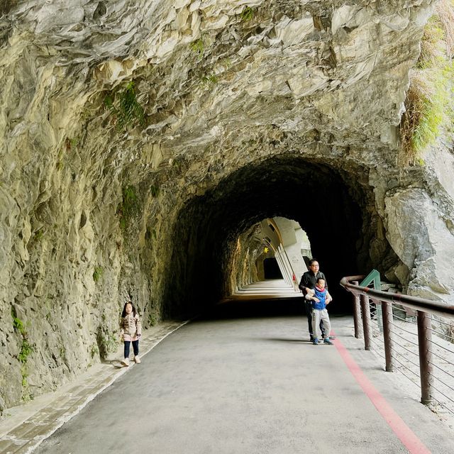 花蓮太魯閣九曲洞步道｜太魯閣峽谷最精華的路段