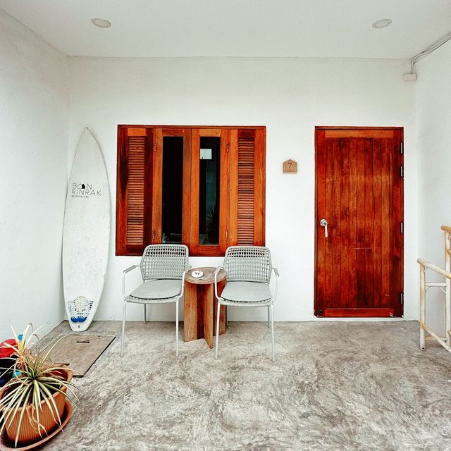 Explore Sun, Sand and the Sea in Koh Larn!