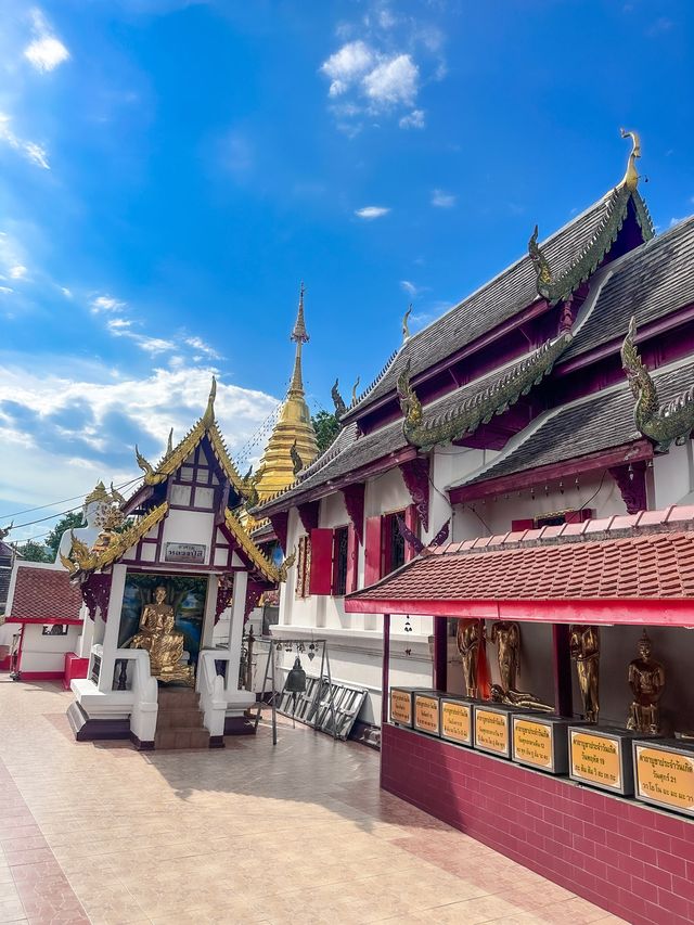 วัดพระธาตุดอยคำ เชียงใหม่ สักการะหลวงพ่อทันใจ 
