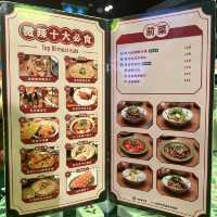 玩味十足的大排檔，打卡美食兩不誤