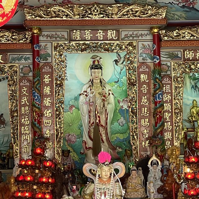 ศาลเจ้าแม่กวนอิม วัดสมานรัตนาราม