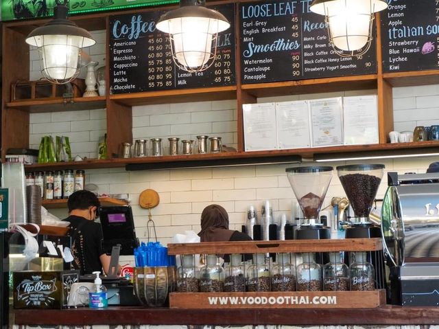 🔮 Voodoo Cafe คาเฟ่ย่านหนองจอก สวยมาก!!!