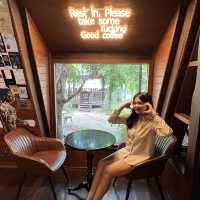 Road Dripper ร้านกาแฟเล็กๆ รสชาตดี ชาเขียวอร่อย