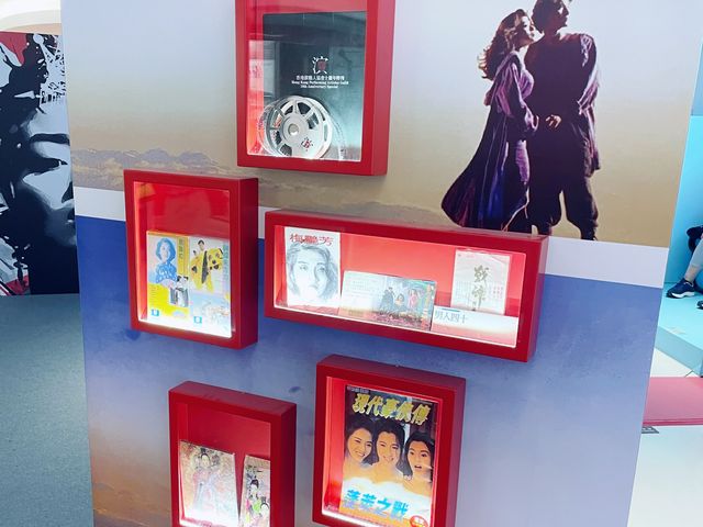 Moko商場梅艷芳紀念展覽