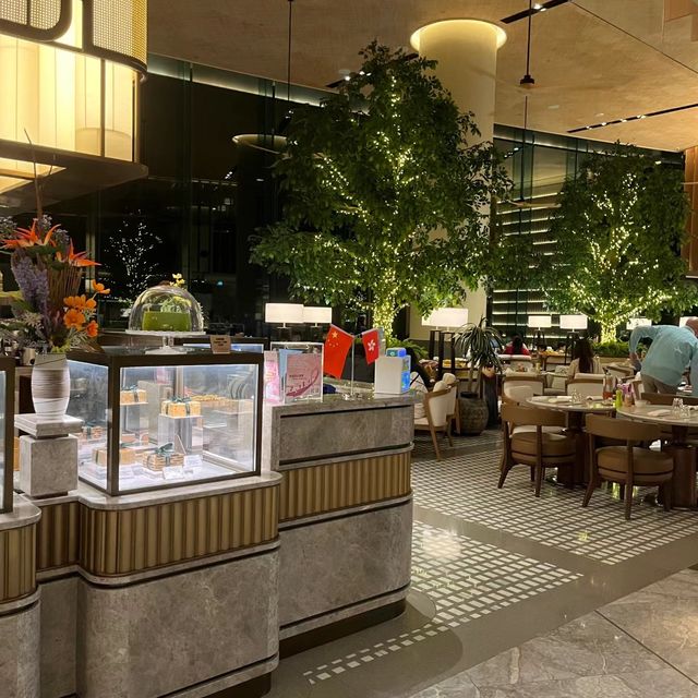 🌊🏨 香港富麗敦海洋公園酒店🏨海洋奇遇的極致🐬🌴🏊‍♂️