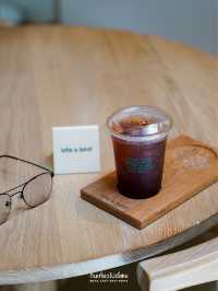 🍵🥯 คาเฟ่ในโฮสเทลใกล้เสาชิงช้า