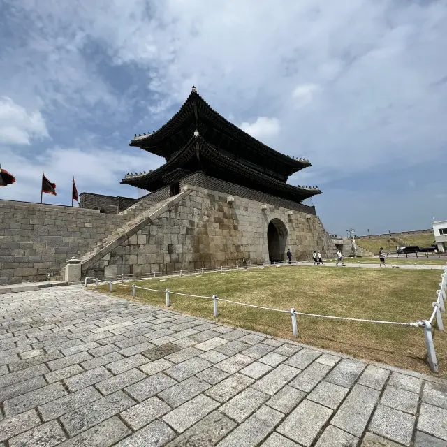 Hiked Over the Mighty Hwaseong Fortress!